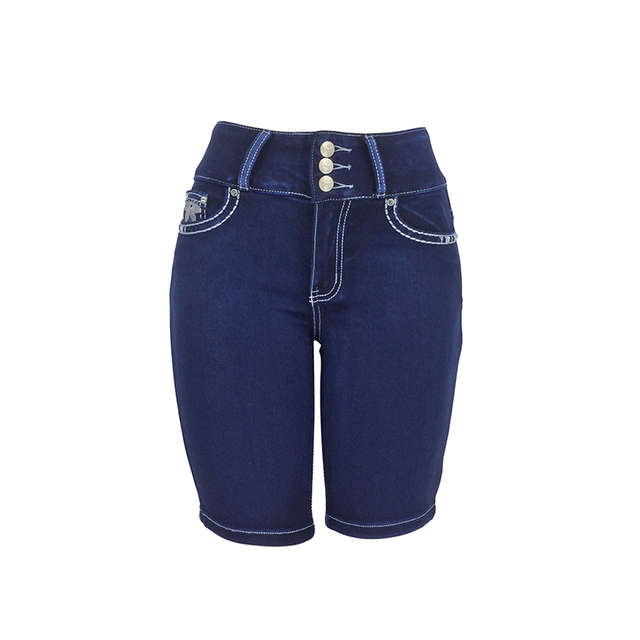 妇女的牛仔卡普里斯