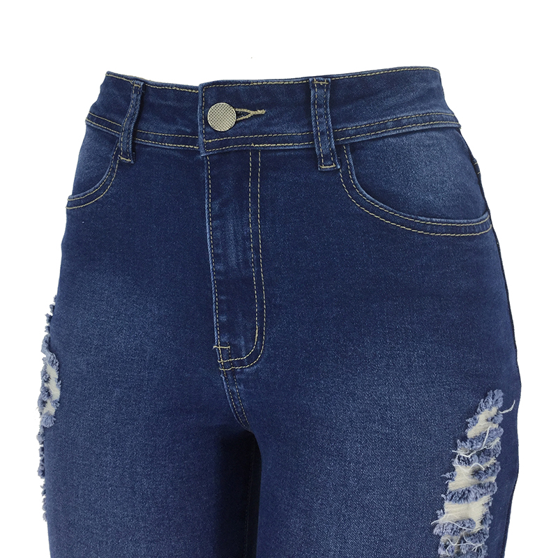 女子喇叭牛仔裤